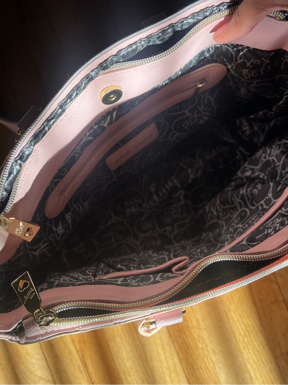 Betsey Johnson Quilted Light Pink Crossbody Satchel with Gold Hardware - Picture 7 of 7